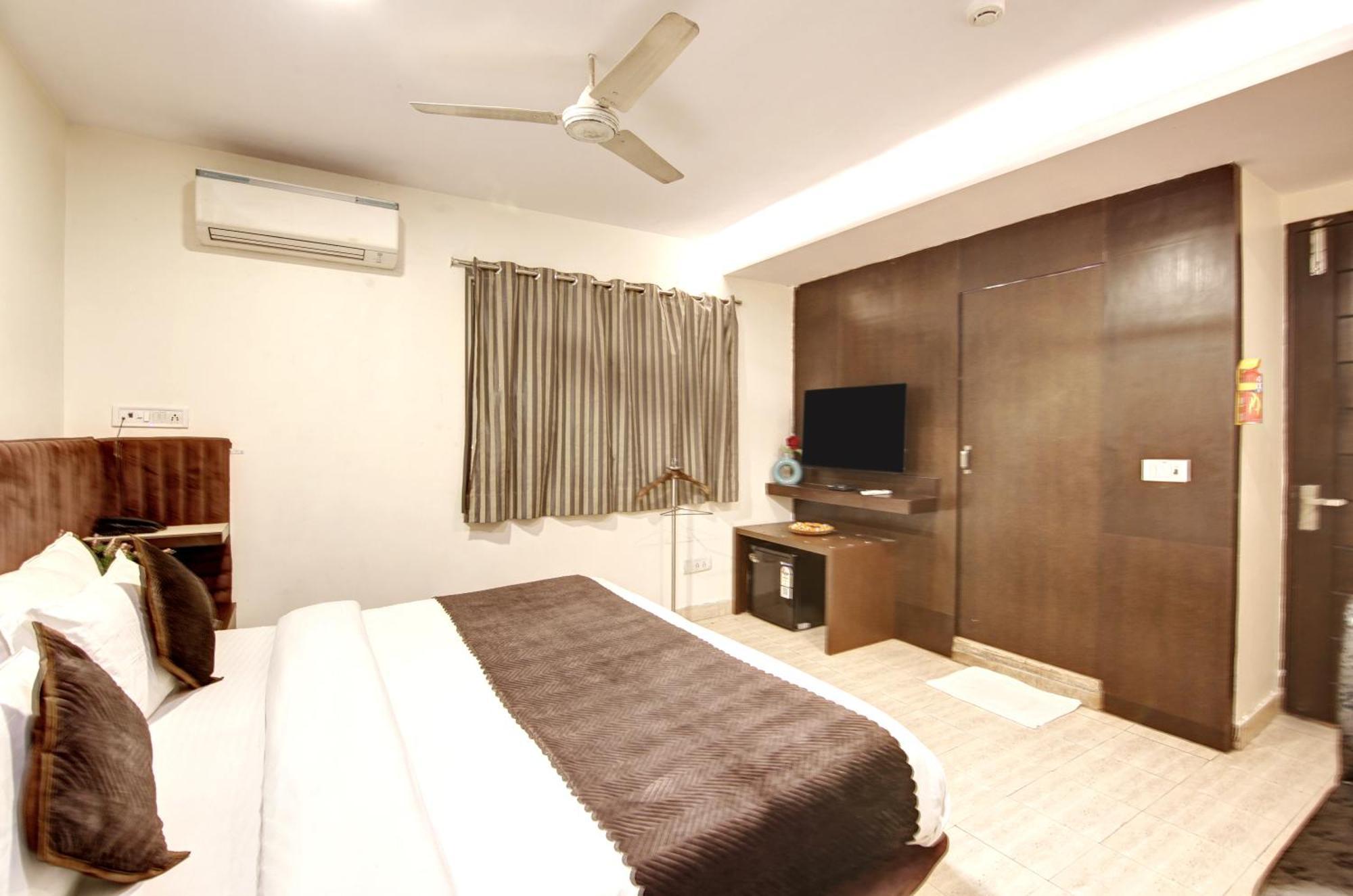 Hotel Wk Comfort - Near White Clove New Delhi Eksteriør billede