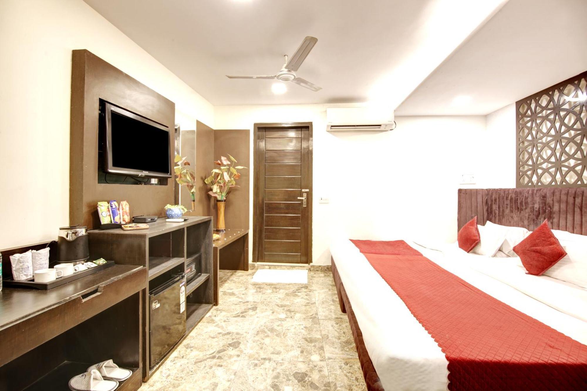 Hotel Wk Comfort - Near White Clove New Delhi Eksteriør billede